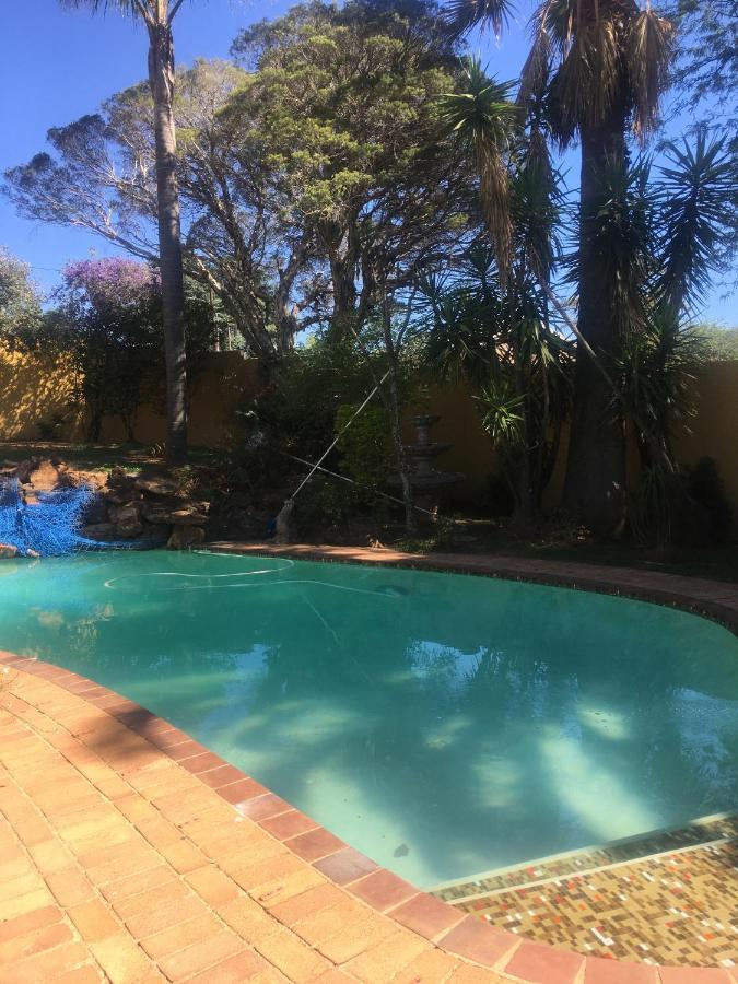 Phomolong Guest House, Westgate, Roodeporte Roodepoort Luaran gambar